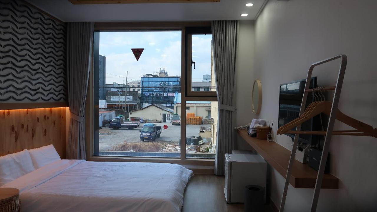 38Th Street Guesthouse Mokpo Bagian luar foto
