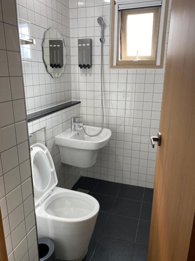 38Th Street Guesthouse Mokpo Bagian luar foto