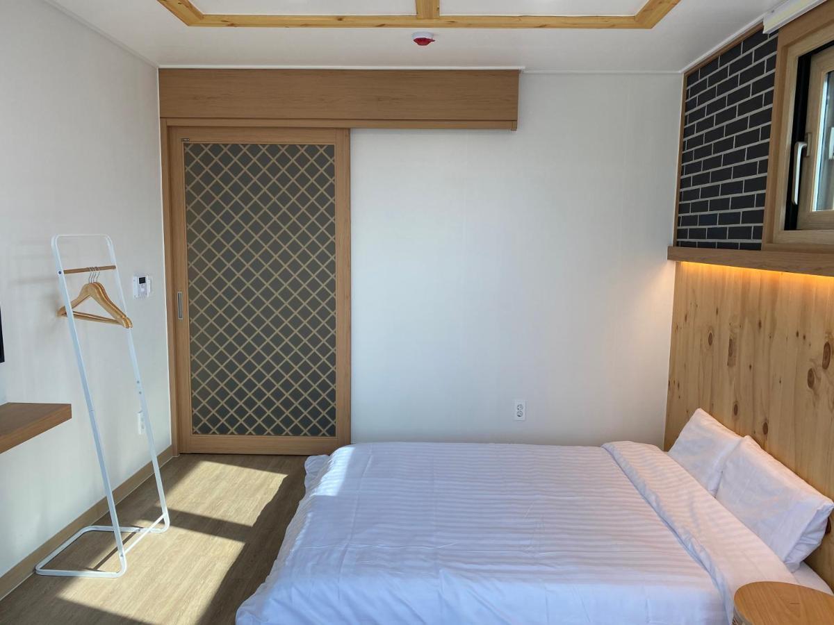 38Th Street Guesthouse Mokpo Bagian luar foto