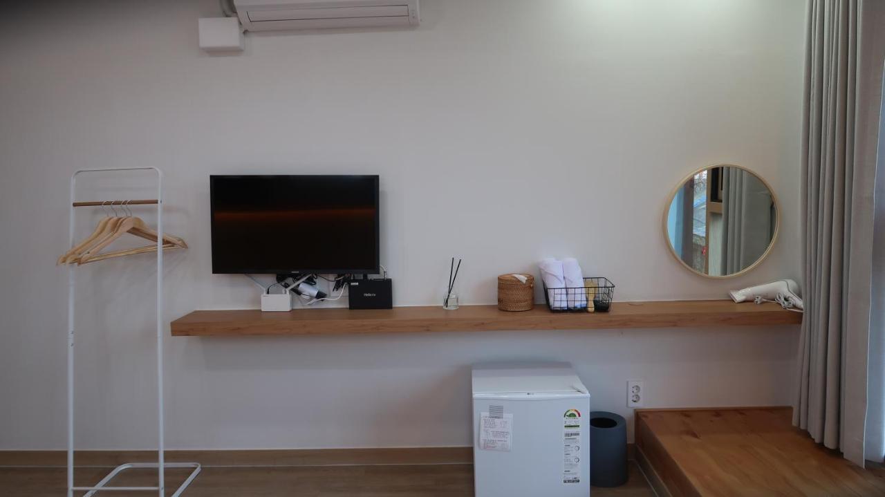 38Th Street Guesthouse Mokpo Bagian luar foto