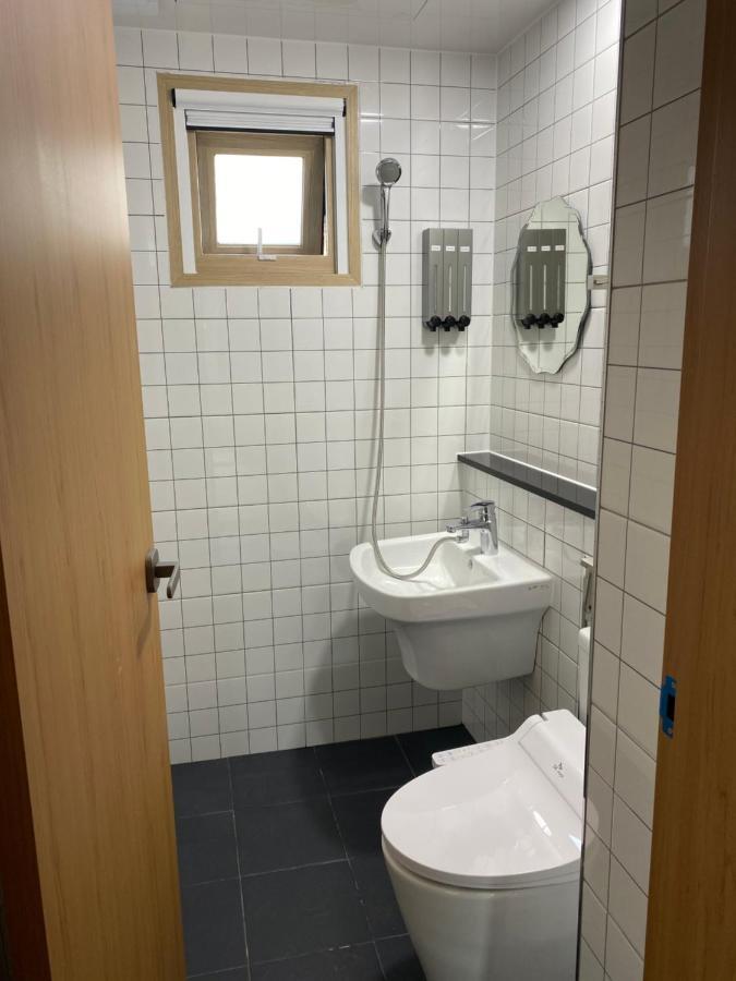 38Th Street Guesthouse Mokpo Bagian luar foto